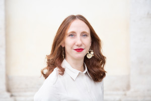 Julia BeyondRoma