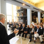 Meeting dans un musée romain