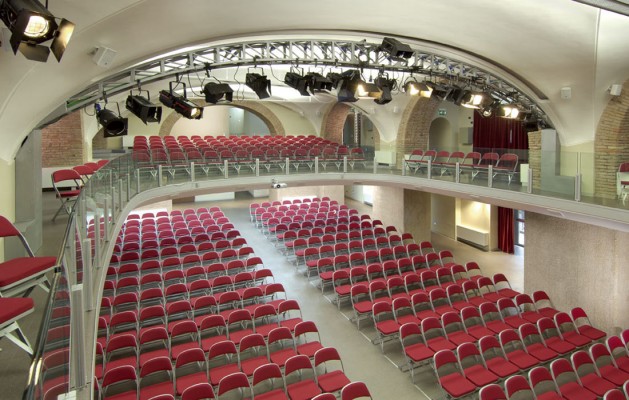 Salle Meeting - Théâtre