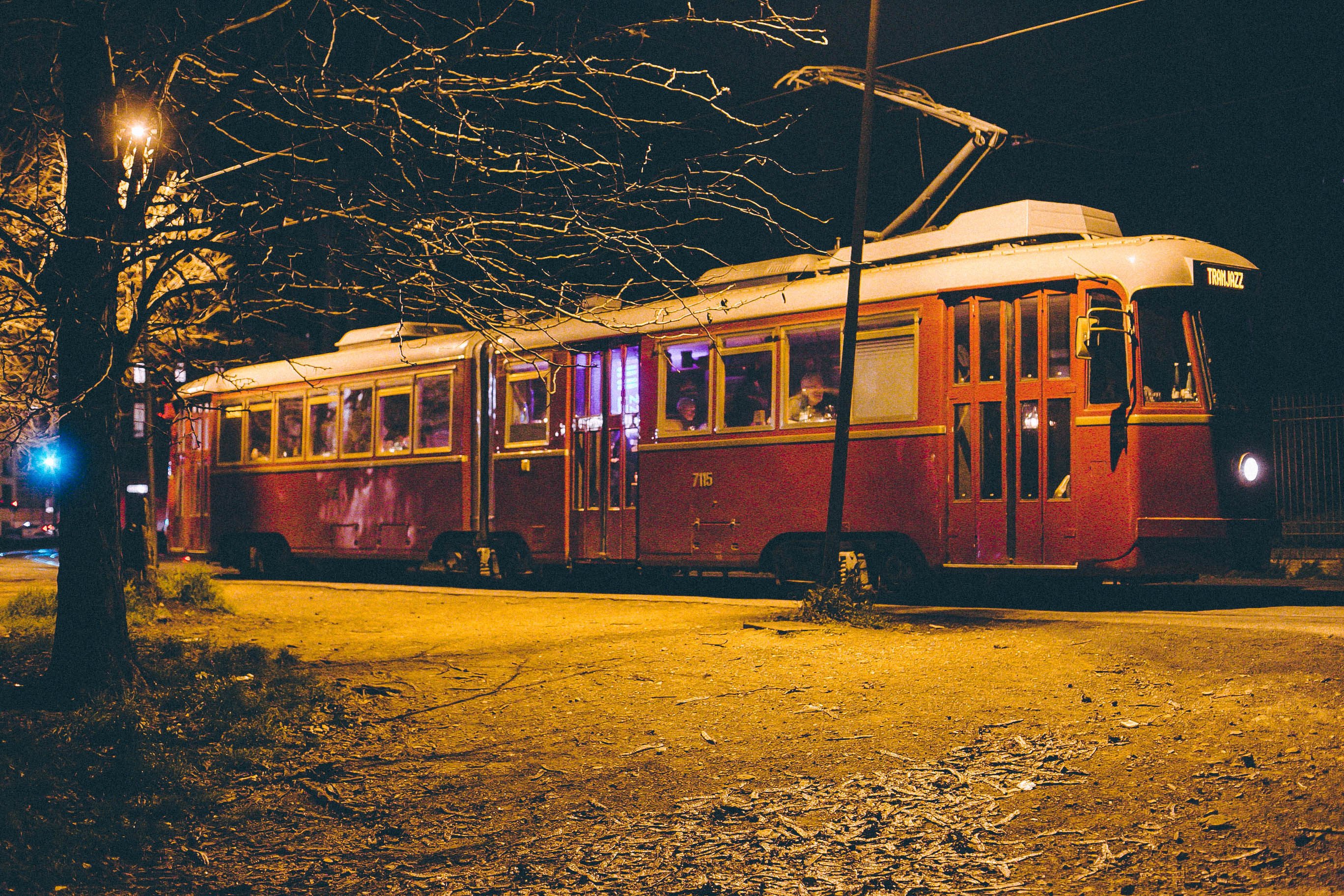 Dîner Tramway nuit